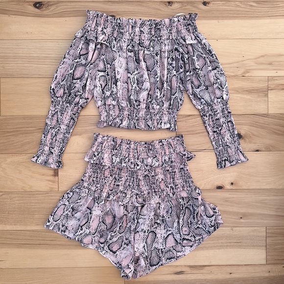 Elliatt Mia Set - Picture 4 of 6